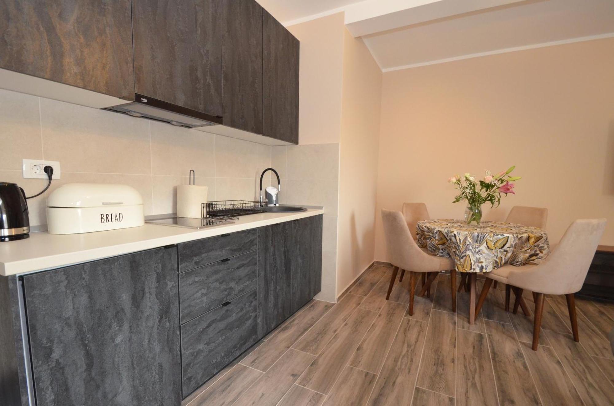 Apartments Orizzonte With Beautiful View Of The Bay Kotor Ngoại thất bức ảnh
